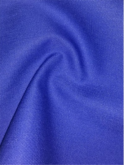 XX-FSSY/YULG  CVC  60/40 anti-static water-oil repellent twill fabric  20S*12S/96*52  220GSM 45度照